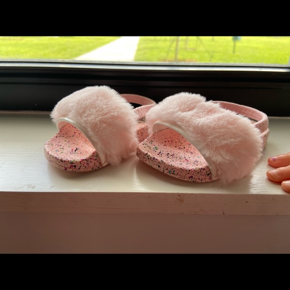 Fluff Slides - Picture 2 of 3